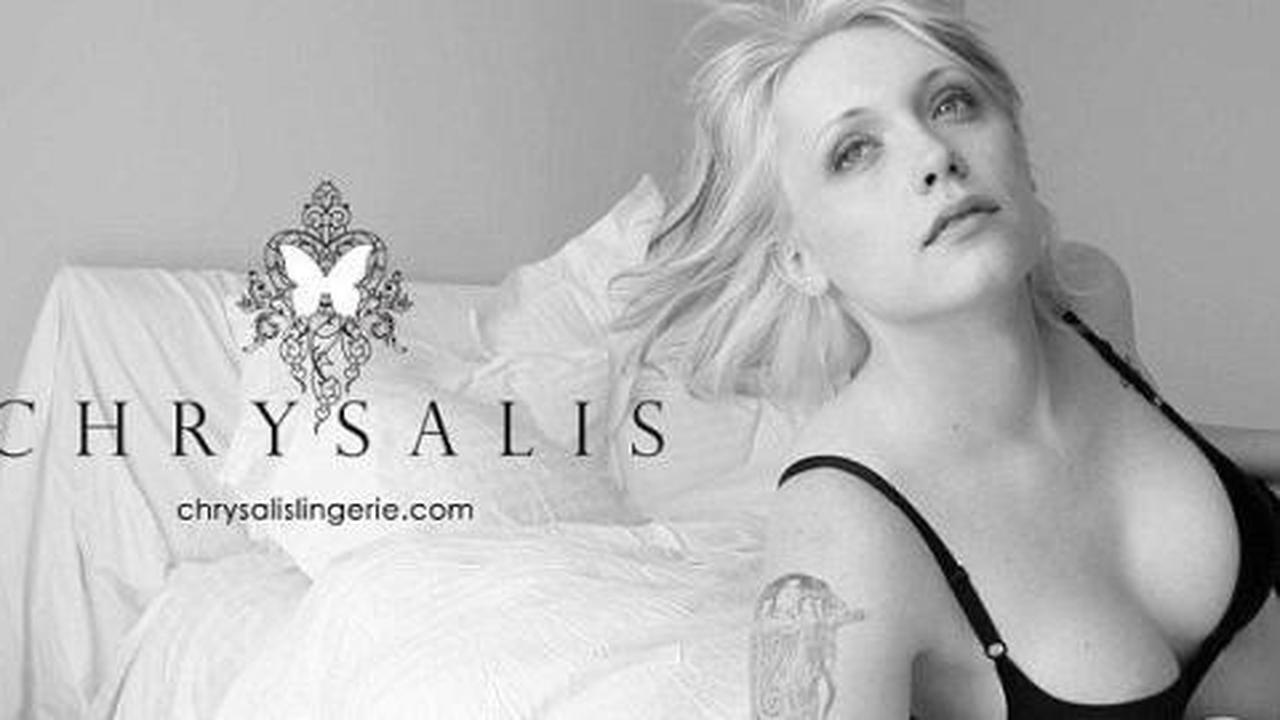 Chrysalis, label pakaian dalam khusus transgender!