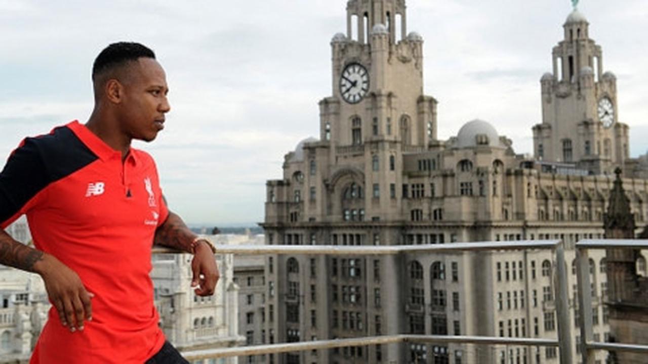 Palace kantongi 2,5 juta dari penjualan Clyne