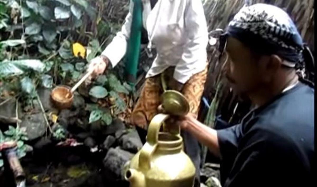 Dirawat oleh Warga Bandung sampai Tasikmalaya