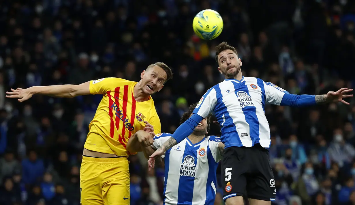 Di sisi lain Espanyol mampu tampil efektif dan mampu memanfaatkan peluang menjadi gol. (AP/Joan Monfort)