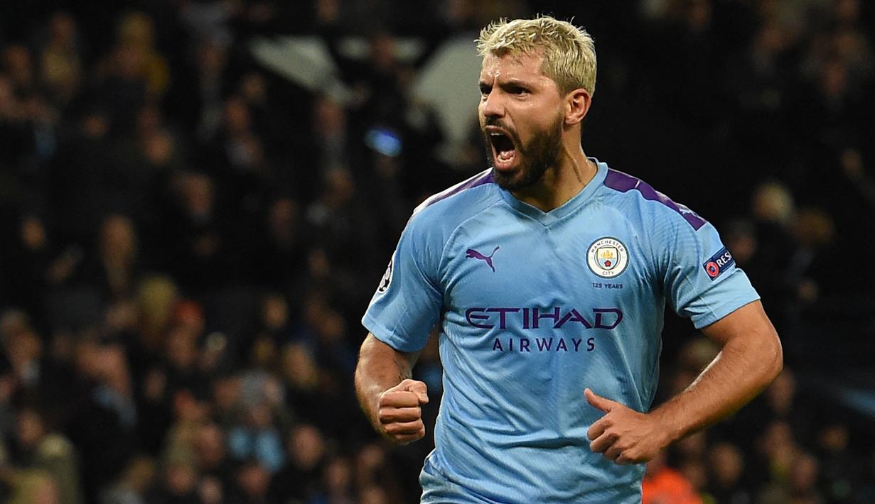 Sergio Aguero merupakan salah satu penyerang terbaik yang pernah ada di Liga Inggris. Aguero tercatat telah membukukan 184 gol dan 55 assist dari 275 pertandingannya bersama Manchester City. Gol ke-100 Aguero dicetak saat laga ke-147nya di Liga Inggris. (Foto: AFP/Paul Ellis)