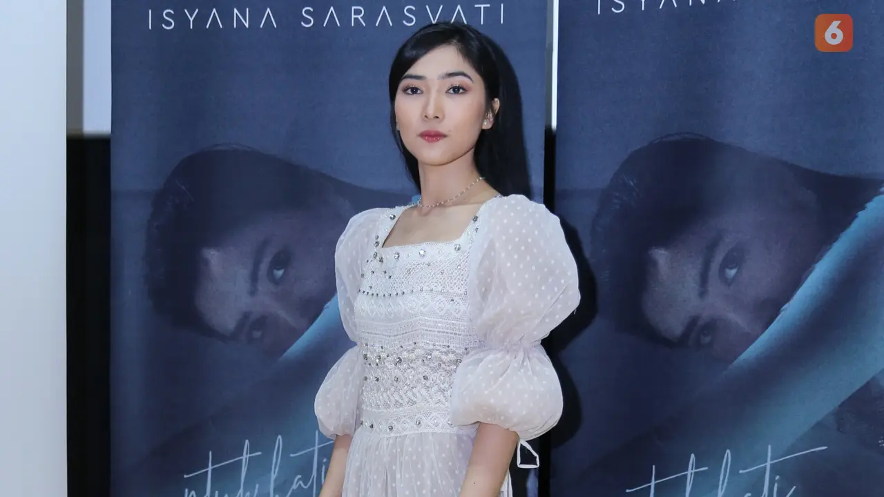 [Fimela] Isyana Sarasvati