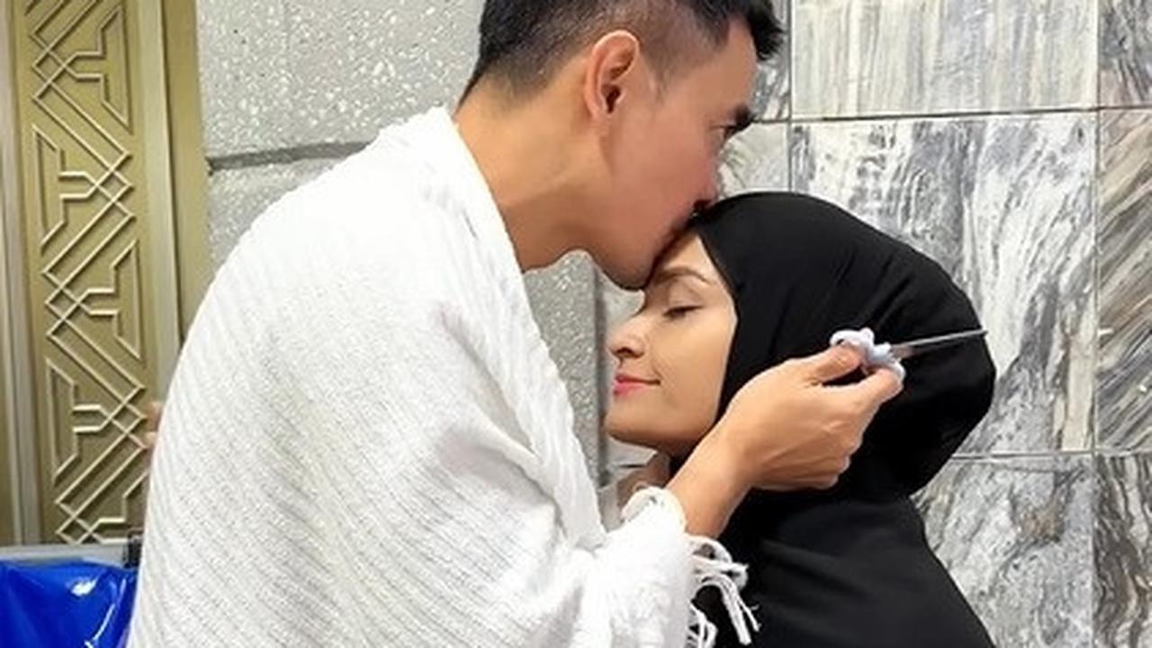 Potret Putri Zulhas Jalani Umroh dengan Zumi Zola Usai Resmi Menikah