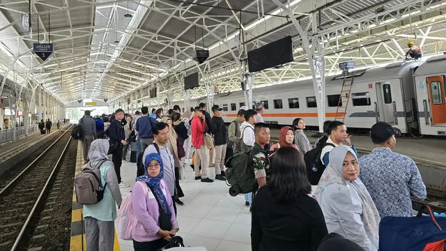 Stasiun Pasar Senen, Jakarta.