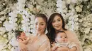 Sebagai kakak adik, Nikita Willy dan Winona Willy kerap menunjukkan kekompakkannya. Bahkan keduanya hamil dan melahirkan di saat yang hampir bersamaan. (instagram/nikitawillyofficial94)