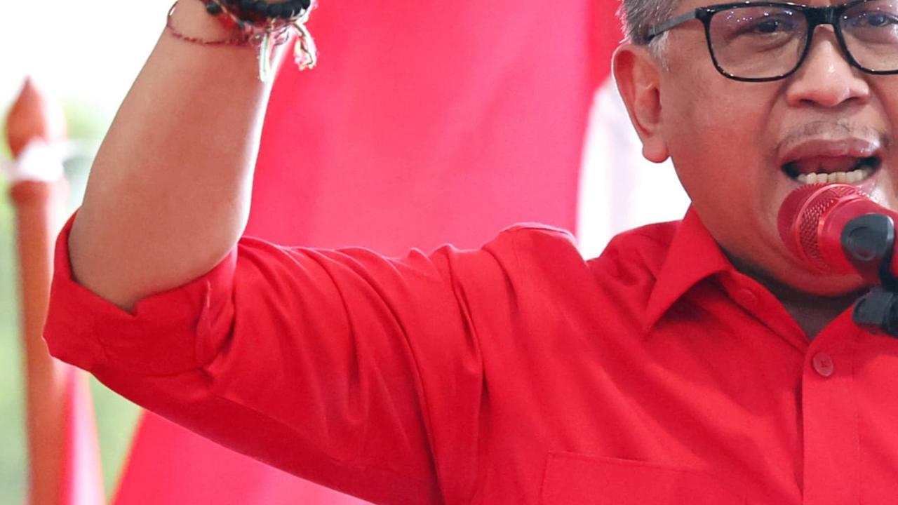 VIDEO: Jelang Debat, Hasto Kritik Keras Prabowo Tambah Utang Rp386 T Belanja Alutsista
