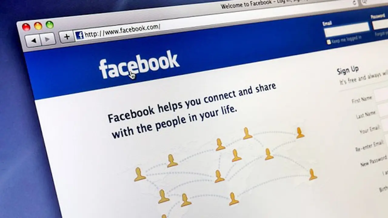 facebooka-130429c.jpg