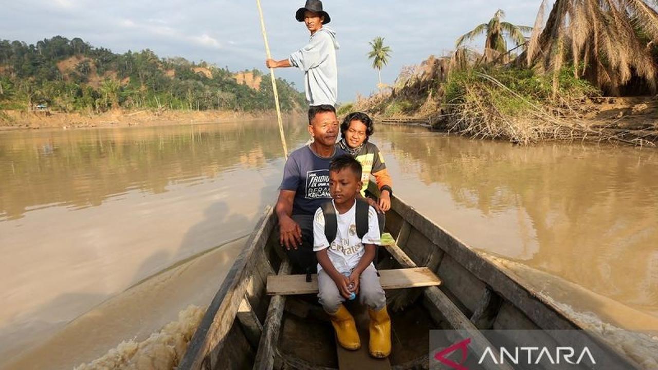 Bupati Temanggung Lepas Bantuan Rp1,24 Miliar untuk Korban Bencana di Aceh Tamiang