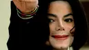 Aaron juga mengatakan bahwa tidak ada yang bisa membandingkan Michael Jackson dengannya. Ia tahu Michael Jackson sangat baik dan ia bisa menghabiskan waktu bersamanya meski sekarang tidak lagi. (Bintang/EPA)
