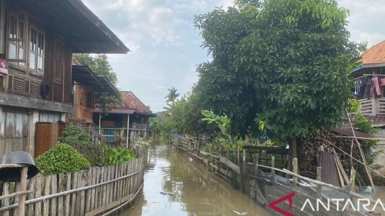 Ratusan Rumah Terendam, Banjir Gunung Meraksa OKU Capai 1,3 Meter