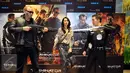 Artis cantik, Maudy Koesnaedi bergaya di photo both saat menghadiri premiere film Terminator Genisys di Gandaria City XXI, Jakarta, Rabu (24/6/2015). Terminator Genisys menceritakan tentang kehidupan di tahun 2029.(Liputan6.com/Panji Diksana)