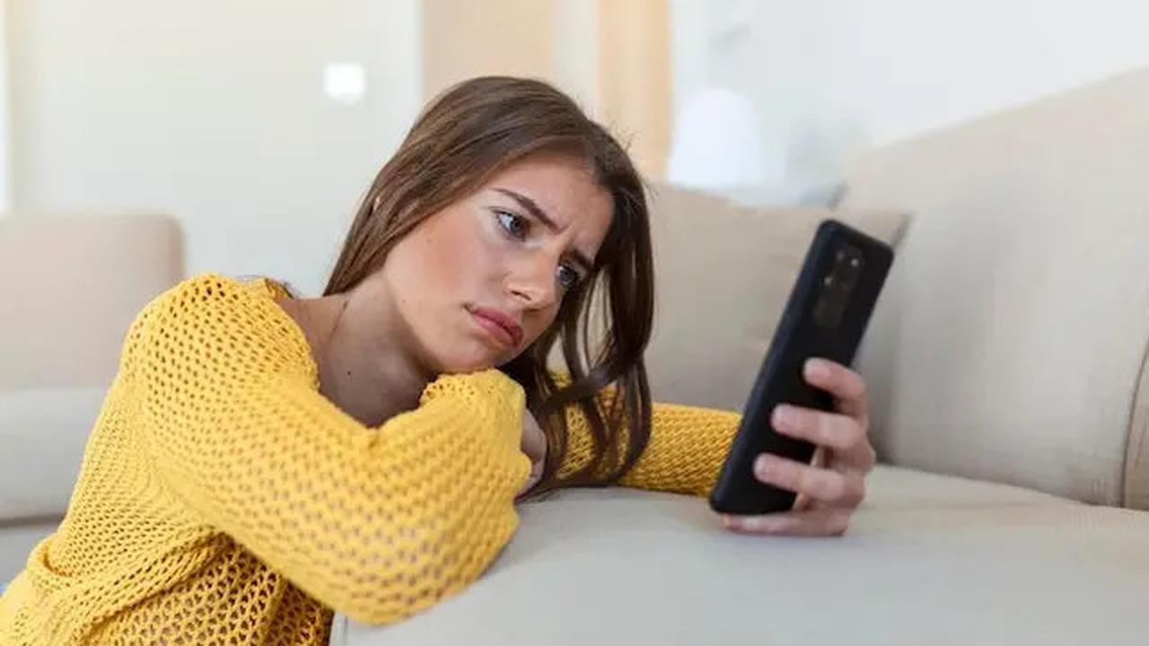 5 Dampak Negatif Cahaya Layar Hp bagi Kesehatan Kulit Wajah dan Tips Melindunginya