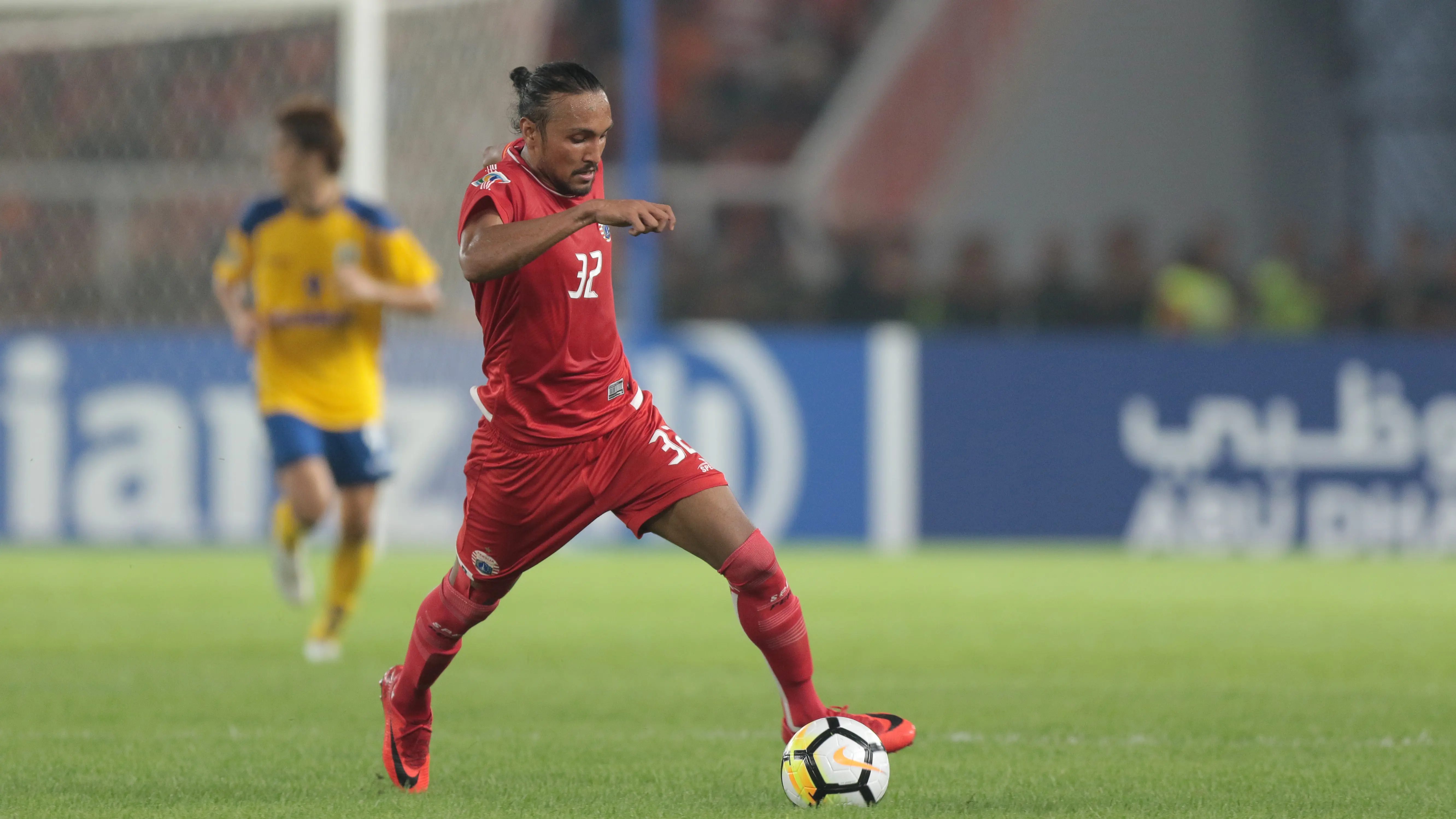 Rohit Chand saat melawan Tampines Rovers pada laga Piala AFC 2018 di Stadion Utama GBK, Senayan, Jakarta (28/2/2018). Persija menang 4-1. (Bola.com/Nick Hanoatubun)