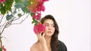 Selain berakting, Aylena yang tinggal di Jakarta dan Bali ini kerap menjalani berbagai pemotretan. Banyak dari hasil pemotretannya ini ia bagikan dalam media sosial Instagramnya yang menuai banyak pujian. (Liputan6.com/IG/@aylena.fusil)