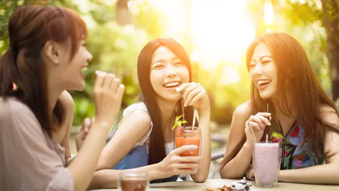 perempuan teman
