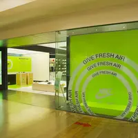 Atmos Jakarta merayakan Air Max Day 2022 lewat inisiatif global 'Give Fresh Air' dengan mendonasikan sepatu layak pakai untuk komunitas lokal