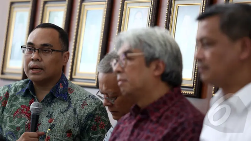 Tim 9 Gelar Konferensi Pers Usai Bertemu Jokowi