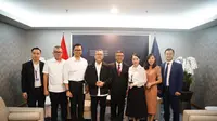 Menteri Perdagangan (Mendag) Zulkifli Hasan (Zulhas), menerima kunjungan delegasi Vingroup/VinFast Vietnam di Kantor Kementerian Perdagangan, Jakarta, Senin (4/9/2023).