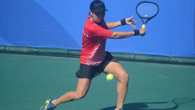 Petenis putri Indonesia, Aldila Sutjiadi.