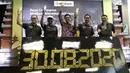 Sekjen PASI, Tigor Tanjung, dan jajaran Maybank saat konfrensi pers lomba lari Maybank Marathon ke-9 di Sentra Senayan, Jakarta, Rabu (5/2). Gelaran Maybank Marathon ke-9 ini diadakan di Bali. (Bola.com/Yoppy Renato)