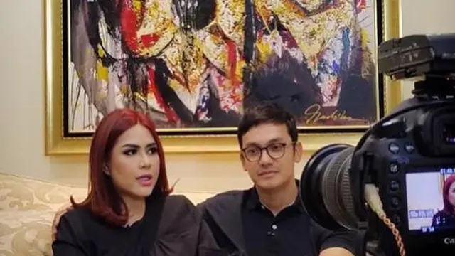 Potret mesra Gunawan dan istri