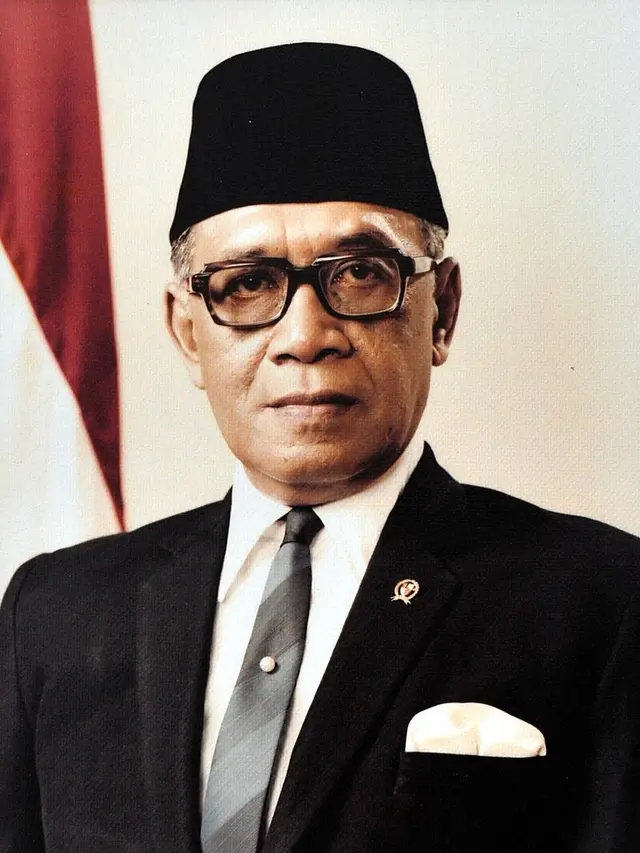Sri Sultan Hamengkubuwono IX (sumber: Wikipedia.org)