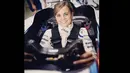 Williams mengumumkan pebalap wanita Susie Wolff menjadi pebalap pengembang mereka. Sebelum bergabung dengan Williams, pebalap asal Inggris itu punya rekam jejak yang cukup oke di ajang Formula Renault UK, Formula 3 British. (Bola.com/Instagram Susi Wolf)