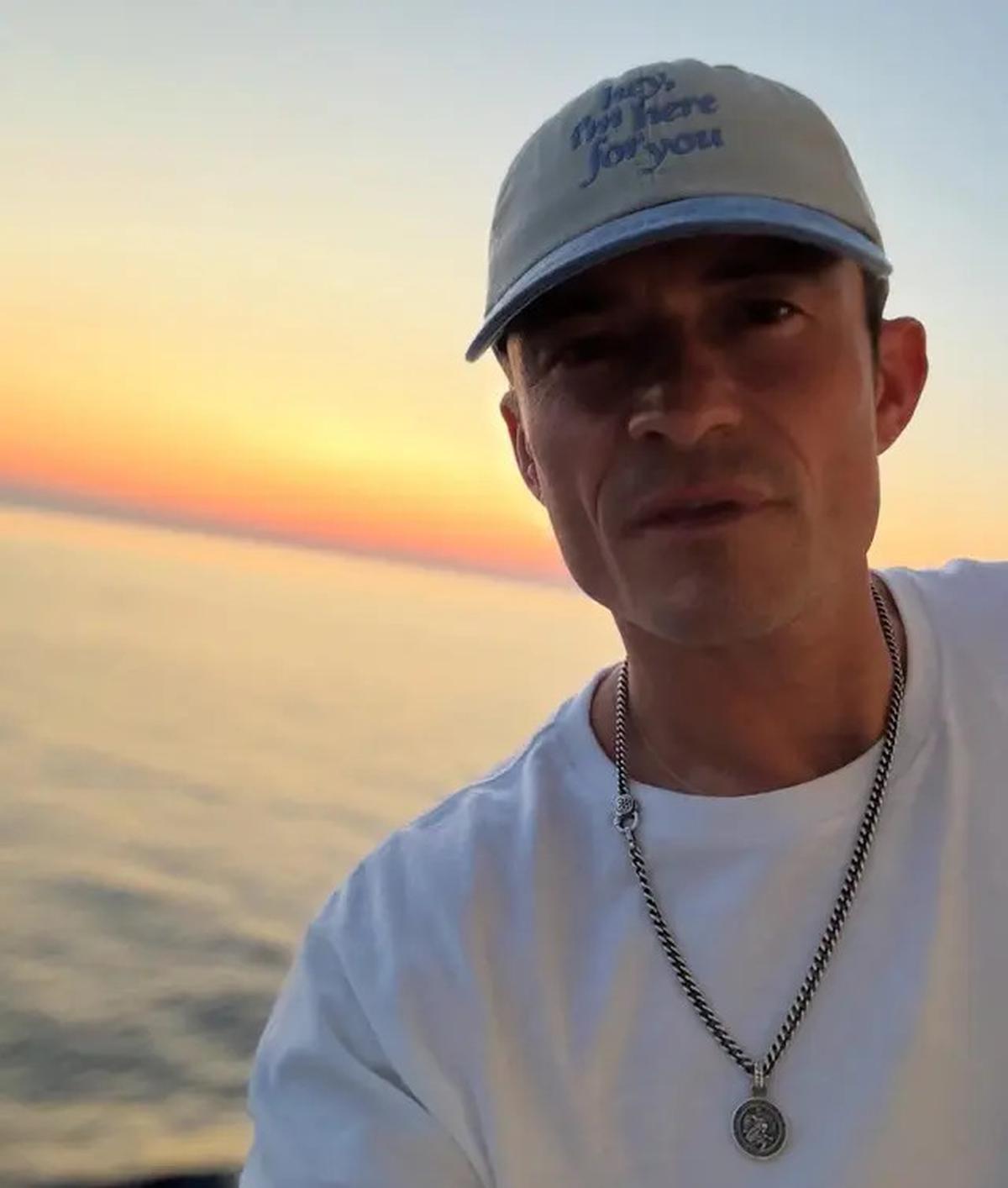 Orlando Bloom Bagikan Foto Langka Bareng Katy Perry Setelah Berpisah, Tampil dengan Gaya Summer Bersama Putrinya saat Liburan ke Eropa