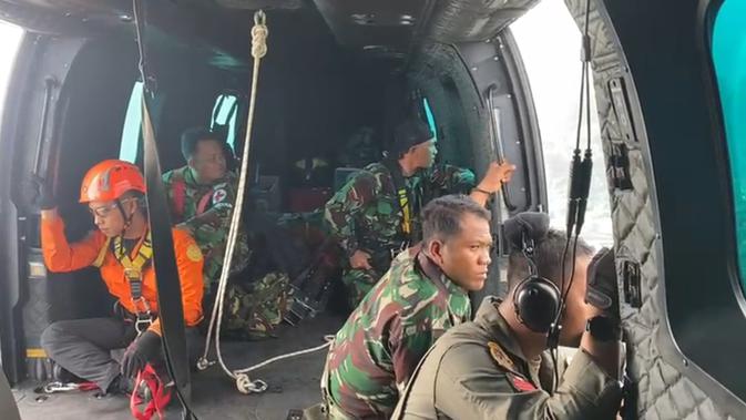 Heli TNI Deteksi Titik Api di Pegunungan Maros, Diduga Terkait Hilangnya ATR 400
