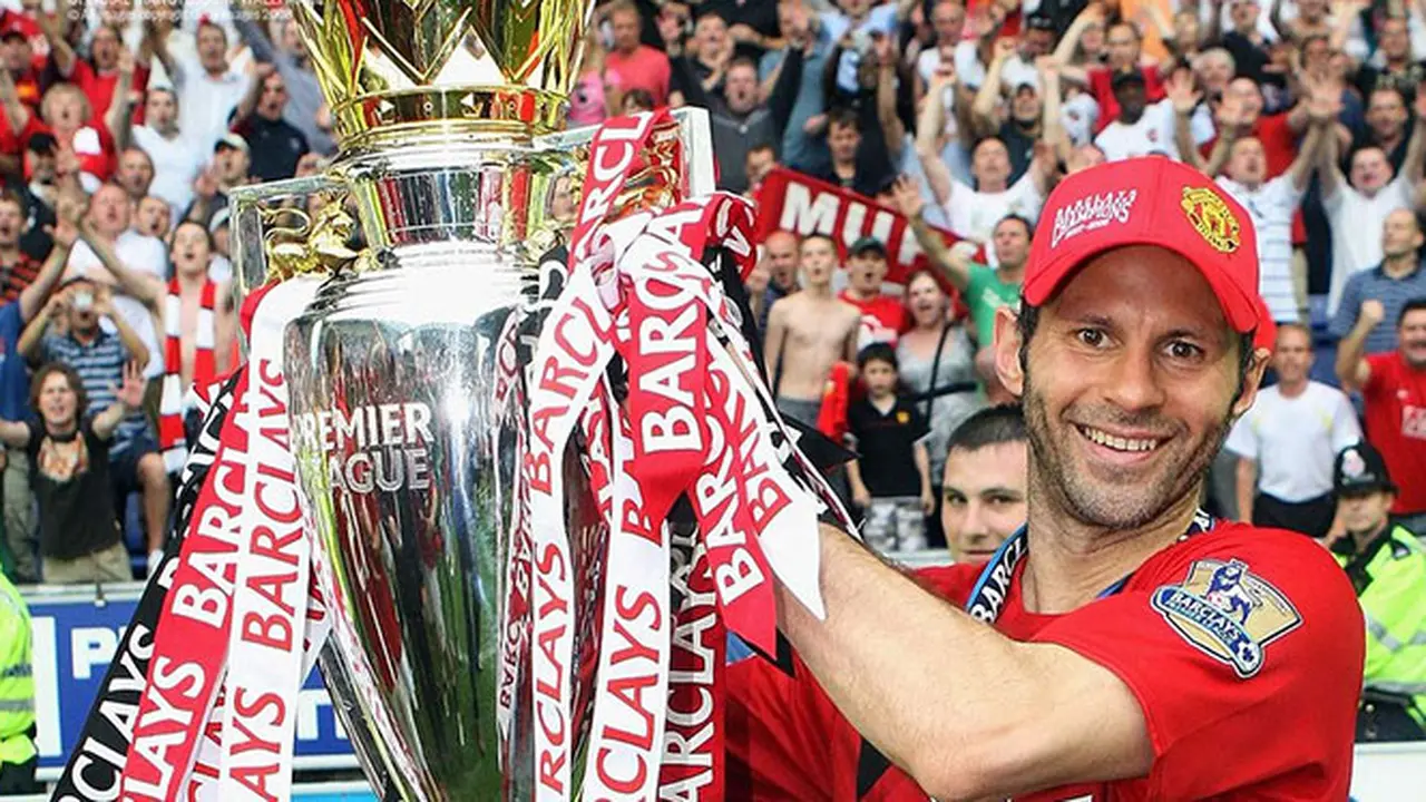 ryan-giggs-3-131128b.jpg