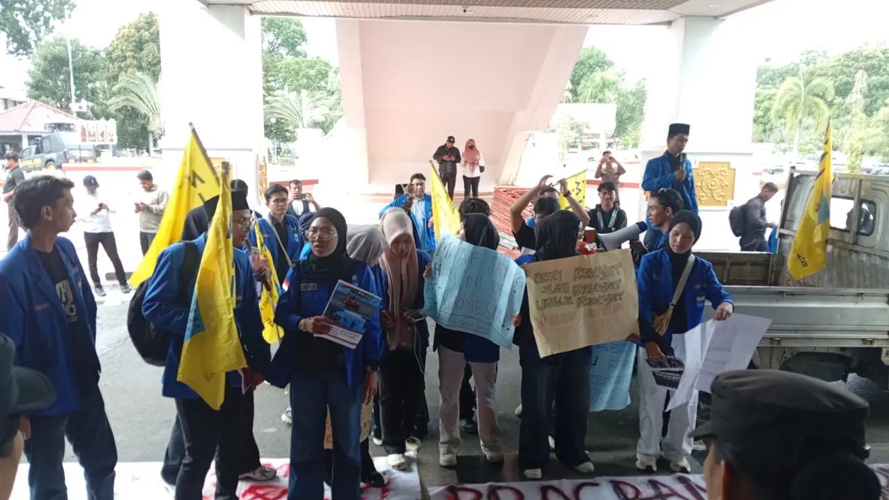 Kasus Dugaan Eksploitasi Pelajar dalam Pawai MBG Memanas, PMII Batam Klaim Diintimidasi Usai Lapor BK DPRD