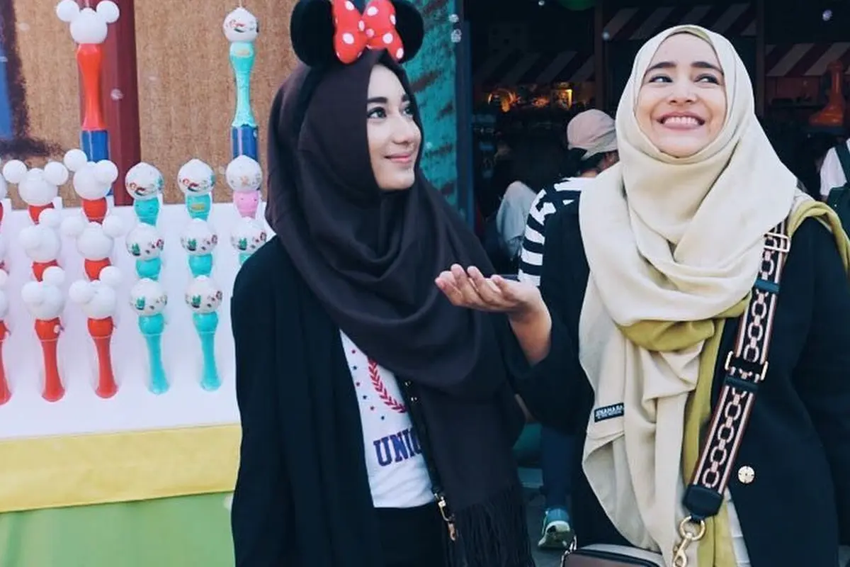 [Bintang] Cindy Fatikasari dan Anak