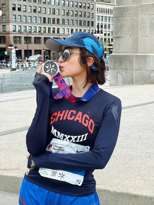 <p>Ini adalah medali kedua Febby selama mengikuti WMM 2023. Pada tahun ini, ia masih harus mengikuti 4 marathon lagi di empat negera berbeda. [Foto: instagram.com/febbyrastanty]</p>