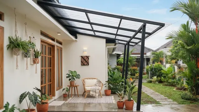 Model kanopi sederhana untuk teras kecil agar tetap terang di siang hari desain miring satu arah