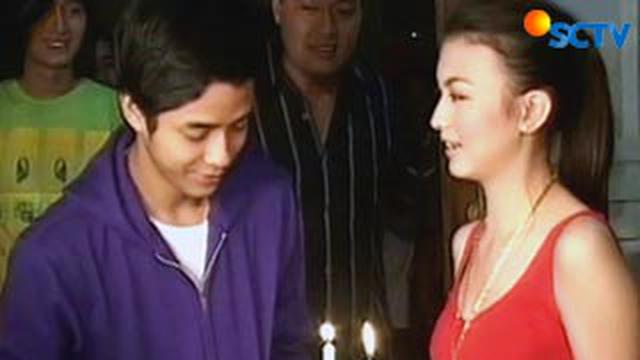 Adly Fairuz Dapat Surprise Lagi Showbiz Liputan6 Com