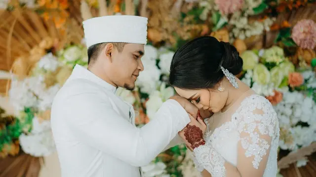 Potret akad nikah Maell Lee dan Intan Ratna Juwita
