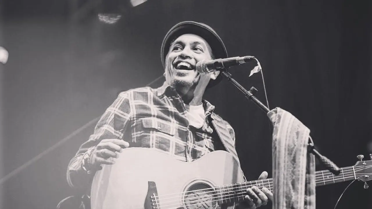 7 Musisi Indonesia Unggah Foto Hitam Tanda Berkabung Kepergian Glenn Fredly