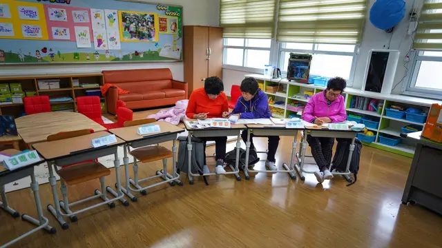 Sekolah Lansia