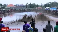 Balap sapi brujul bermula dari tradisi petani saat mengawali musim tanam. (FOTO: Happy L. Tuansyah/TIMES Indonesia)