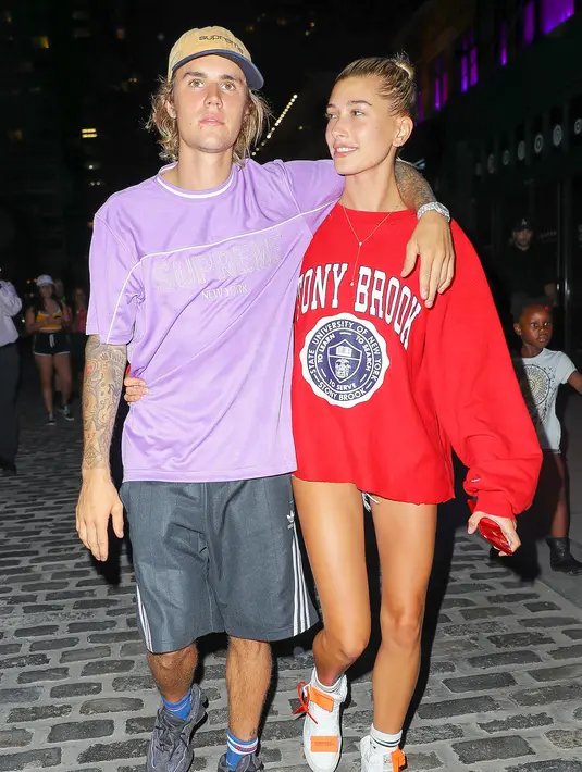 "Hailey setuju degan semua ide Justin untuk menikahi secepatnya," ujar seorang sumber. (People Magazine)
