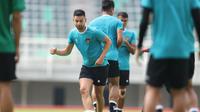 Pemain naturalisasi, Sandy Walsh sudah mengikuti latihan Timnas Indonesia jelang pertandingan melawan Palestina dan Argentina. (dok.PSSI)