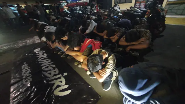 Puluhan Siswa SMP dan SMA di Depok Diangkut Polisi Saat Hendak Tawuran