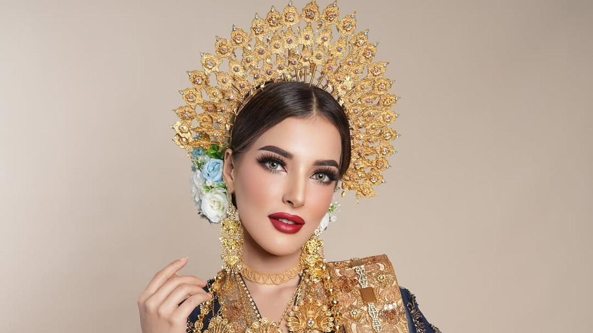 6 Potret Tasya Farasya Tampil Anggun Jadi Pengantin Minang dengan Pulasan Makeup Bold Klasik