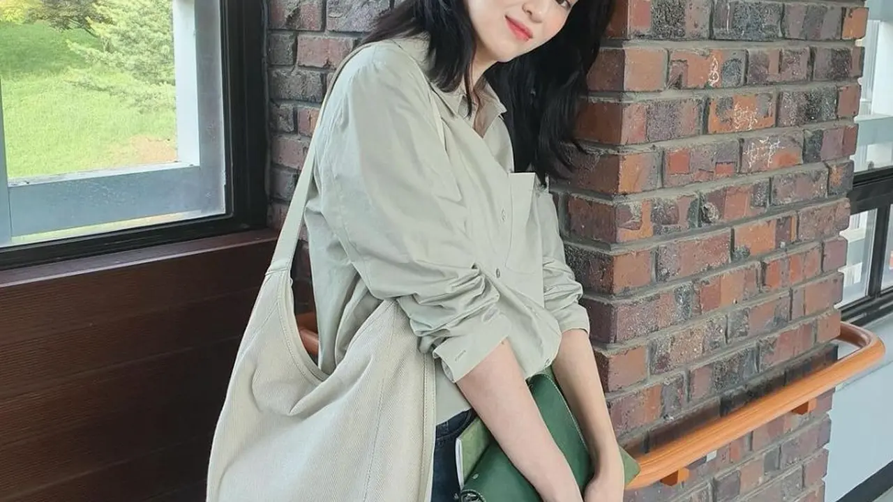 10 must have items buat basic outfit ke kampus