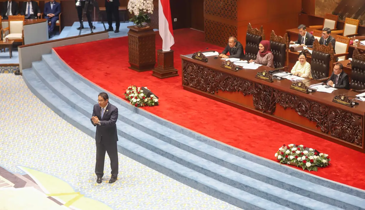 Menteri Keuangan Purbaya Yudhi Sadewa saat menghadiri rapat paripurna pengesahan Undang-Undang Pusat Finansial Internasional Indonesia (PFII) di Kompleks Parlemen, Senayan, Jakarta, Selasa (21/07/2026). (KLY/Arie Basuki)