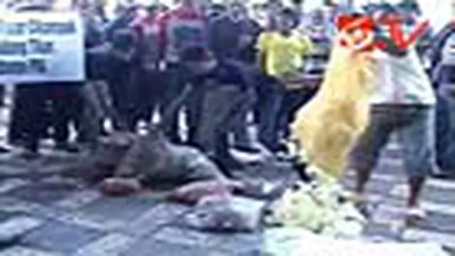 Pedagang Desak Pemkab Karawang Tertibkan PKL