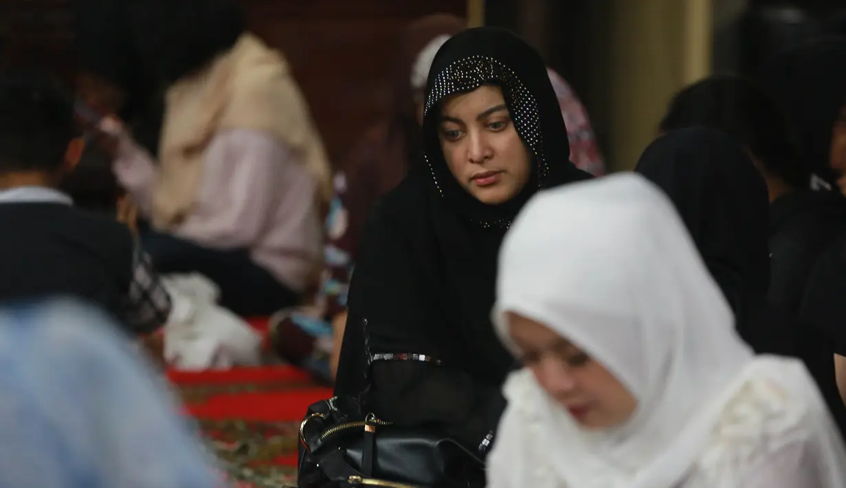 Jenazah Ani Yudhoyono tiba di Cikeas