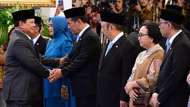 Presiden Prabowo Subianto melantik Menteri Pertanian (Mentan) Andi Amran Sulaiman sebagai anggota Dewan Energi Nasional (DEN) oleh pada Rabu (28/1/2026). (Dok Kementan)