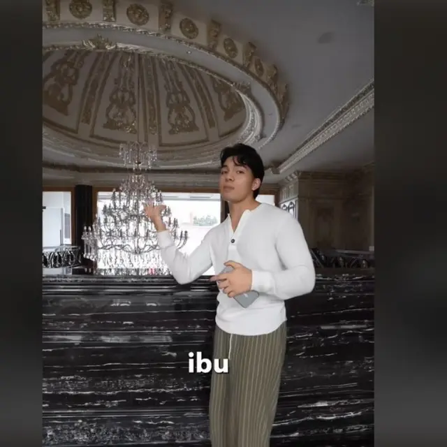 Saaih Halilintar Ungkap Alasan Rumah Barunya Punya 12 Kamar Mandi dan 9 Kamar Tidur.  foto: TikTok @saaihalilintar