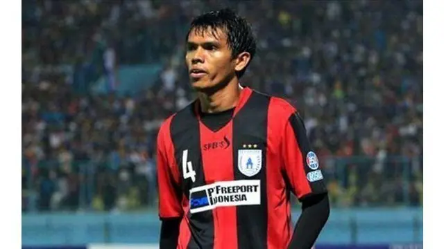 Ricardo Salampessy, bek Persipura Jayapura bercerita tentang bagaimana ia menghabiskan waktu Natal dan arti keluarga untuknya.